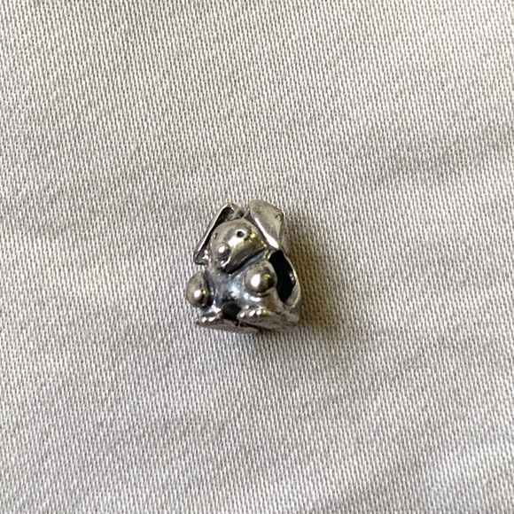 Pandora Bunny Charm - Picture 2 of 2